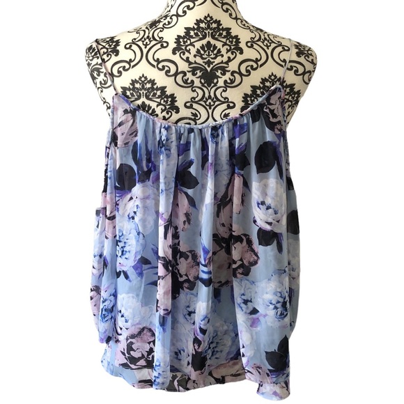 JENNIFER LOPEZ Off-Shoulder Floral Blouse - Picture 3 of 11